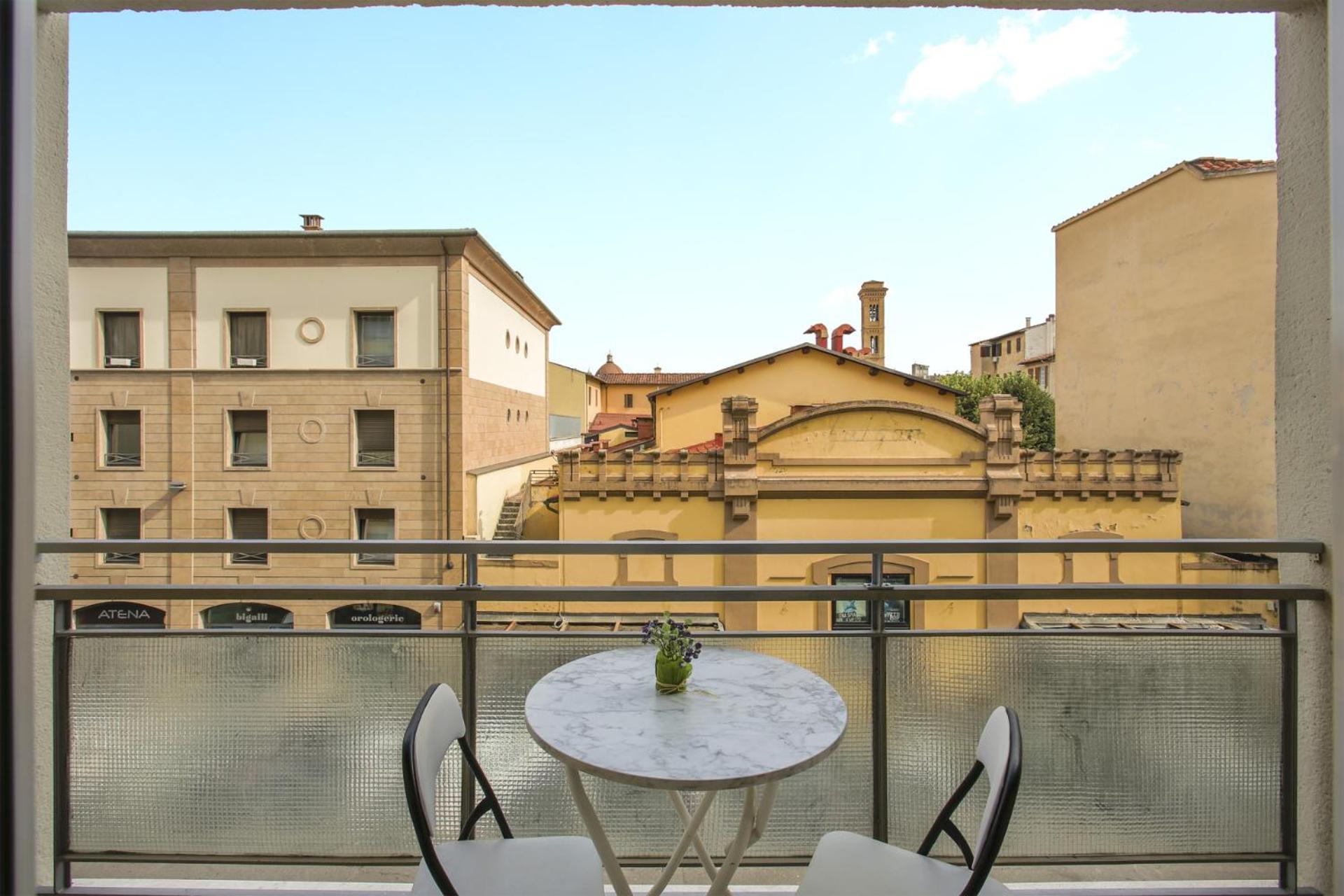 La Domo Di Letizia - Sweet Dreams In Florencia
